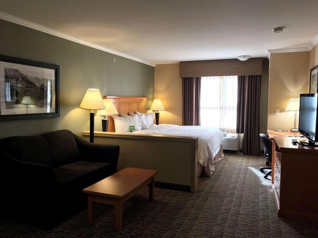 Hampton Inn By Hilton Камлупс Стая снимка