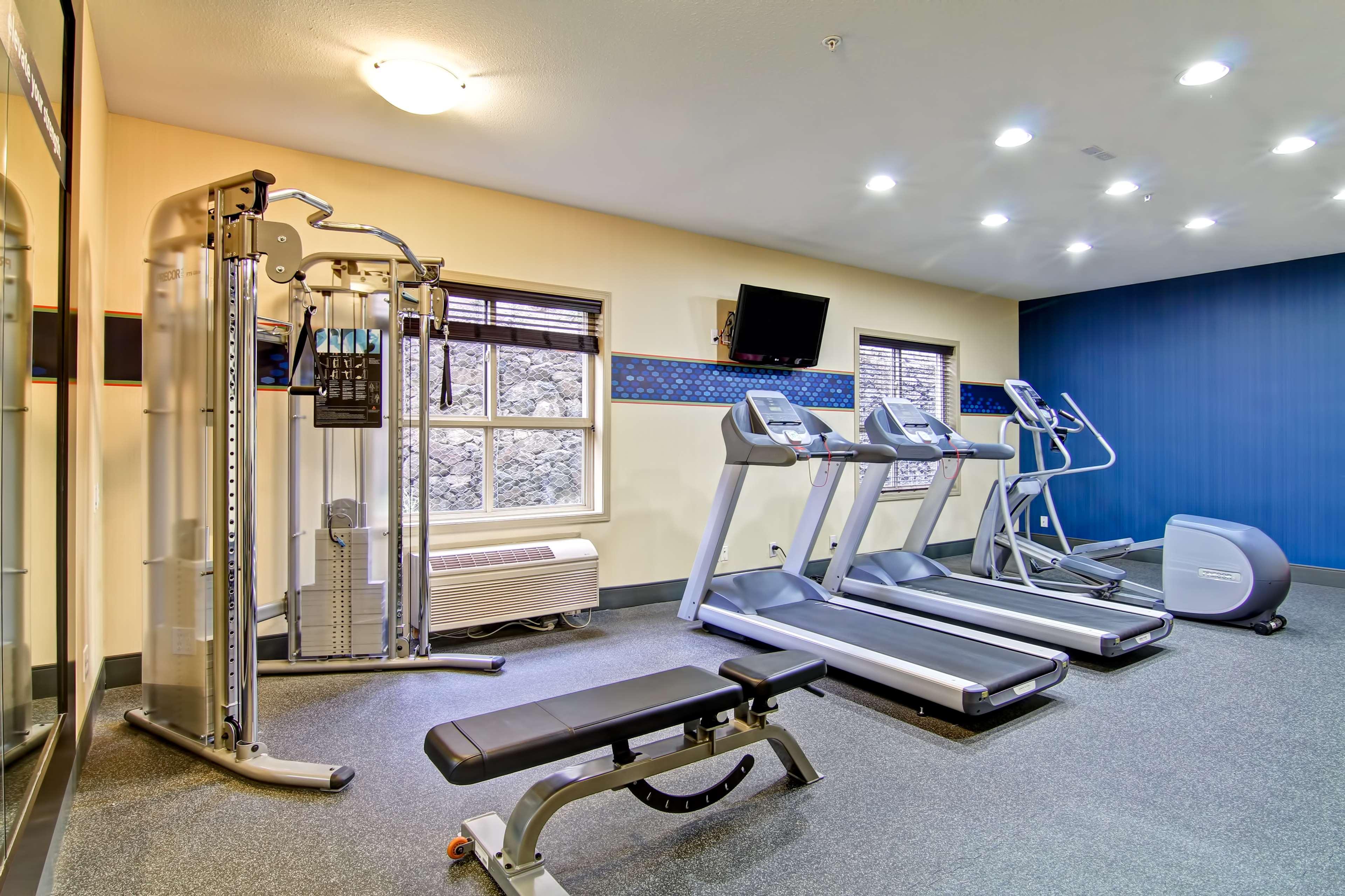 Hampton Inn By Hilton Камлупс Екстериор снимка
