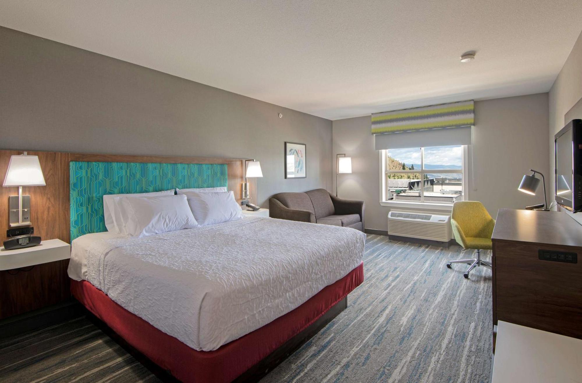 Hampton Inn By Hilton Камлупс Екстериор снимка