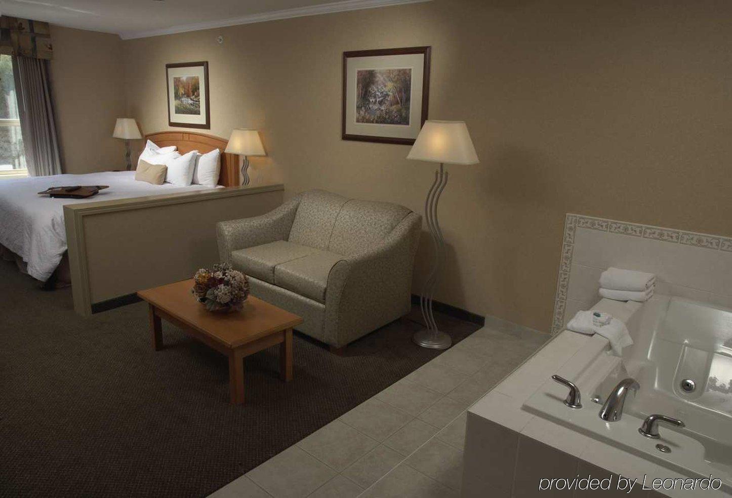 Hampton Inn By Hilton Камлупс Стая снимка