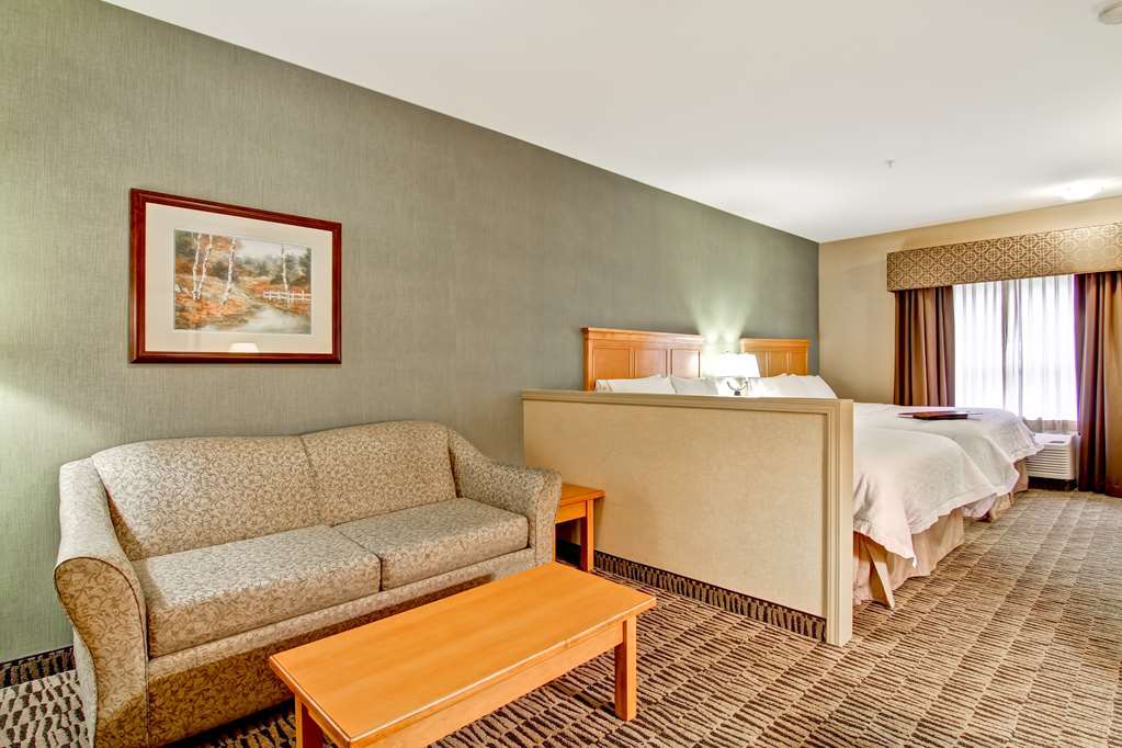 Hampton Inn By Hilton Камлупс Екстериор снимка